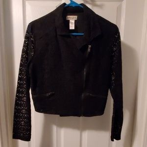 Crop black blazer